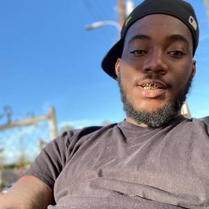 Meet your Posher, Evan